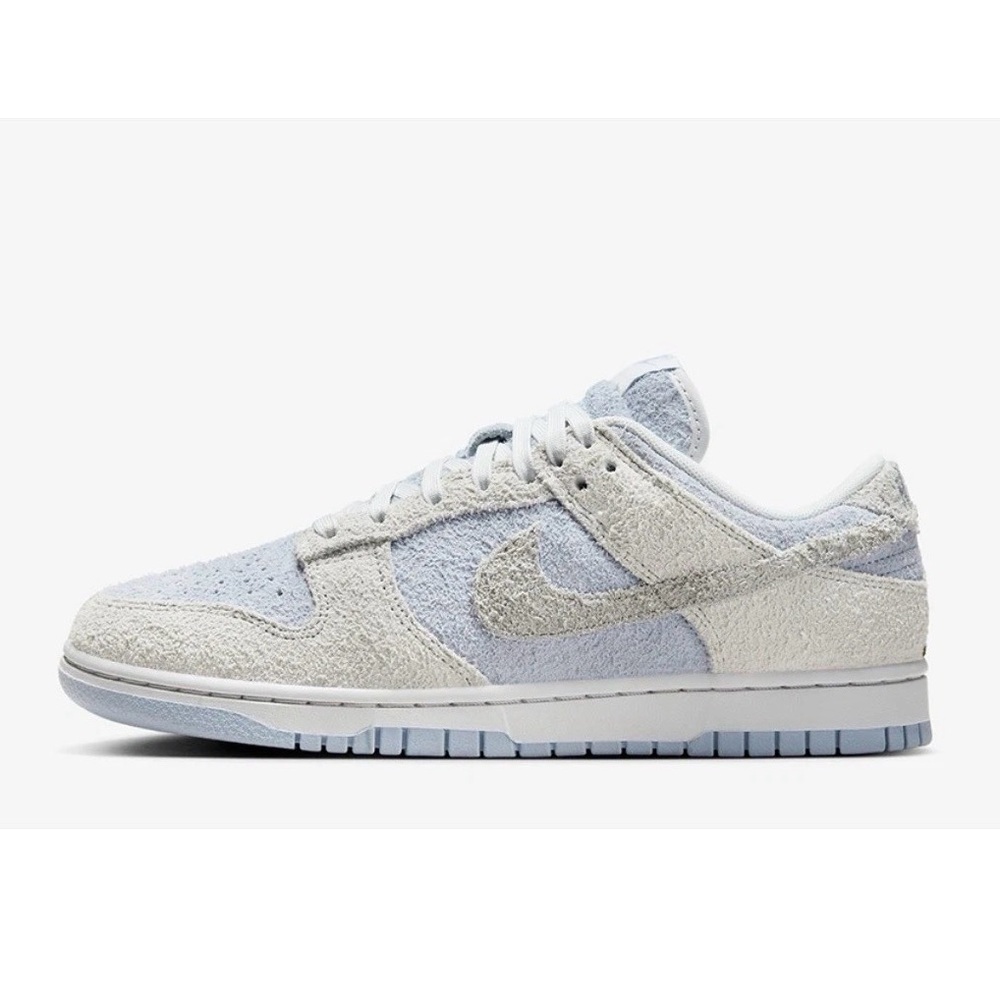 Nike Dunk Low SE Light Blue & Cream Terrycloth Sneaker